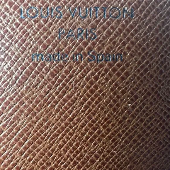 Authentic Louis Vuitton Porte Monnaie
Billets Tresor - Picture 9 of 10